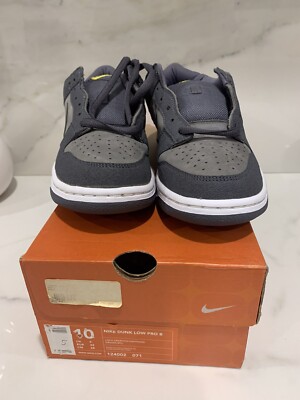 DS 2001 Nike Dunk Low Pro B Lightning 124002-071 SB Supreme DS 2001 Nike Dunk Low Pro B Lightning 124002-071 SB Supreme