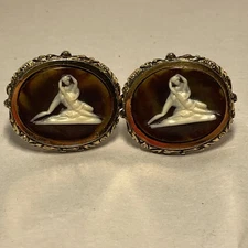 Vintage Dante Cameo Cufflinks Mens Gold Tone Bullet Back Nude Tortoiseshell