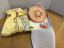 American Girl Felicity  s Tea Lesson Gown Complete New w/damaged box