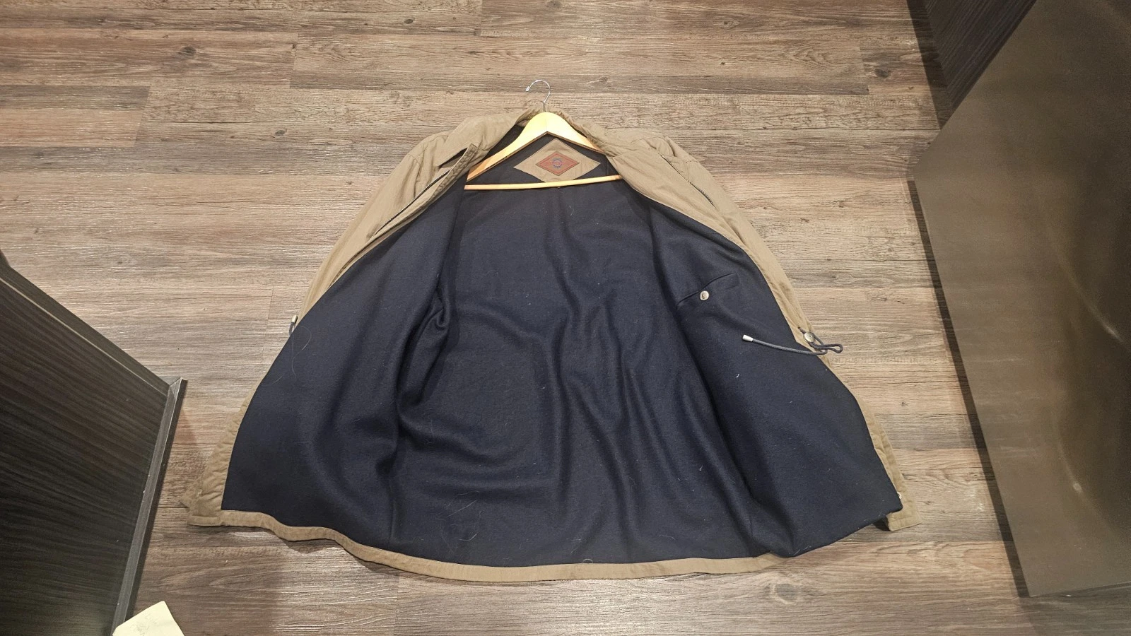 HUGO BOSS VINTAGE (LIKE NEW) MENS 40 OLIVE BROWN JACKET-FORM FITTING, STYLE
Opens in a new window or