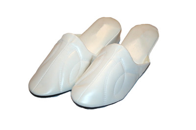 Womens Close Toe Soft Vinyl House Slippers Lt Blue Beige Pink White 6 -11