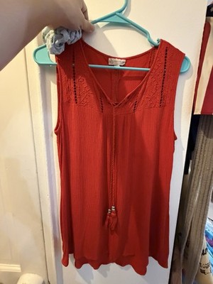 cb Established 1962 Women Red  Embroidered Sleeveless Top SZ-  MED