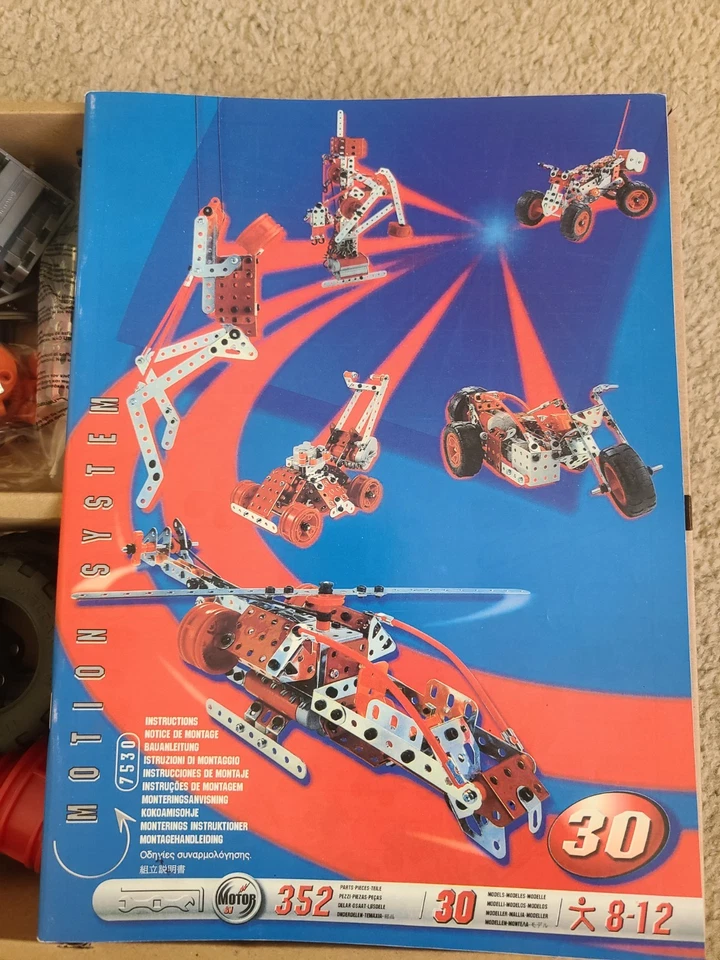 Vintage Erector Multimodels Set #7530 Meccano 2010 Helicopter Bike Dune Buggy - Image 4 of 4