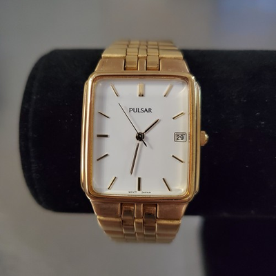 #ad Pulsar Watch Men#x27;s Vintage Date Gold Tone Analog Quartz Japan 7 inch 27 mm $49.00