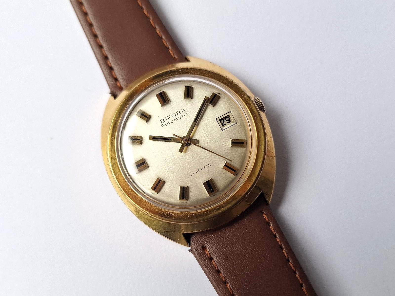 1160 j. watch, AUTOMATIC BIFORA Beautiful! Vintage GERMANY 24 Cal men's 1970s, - vintagewatches.pk