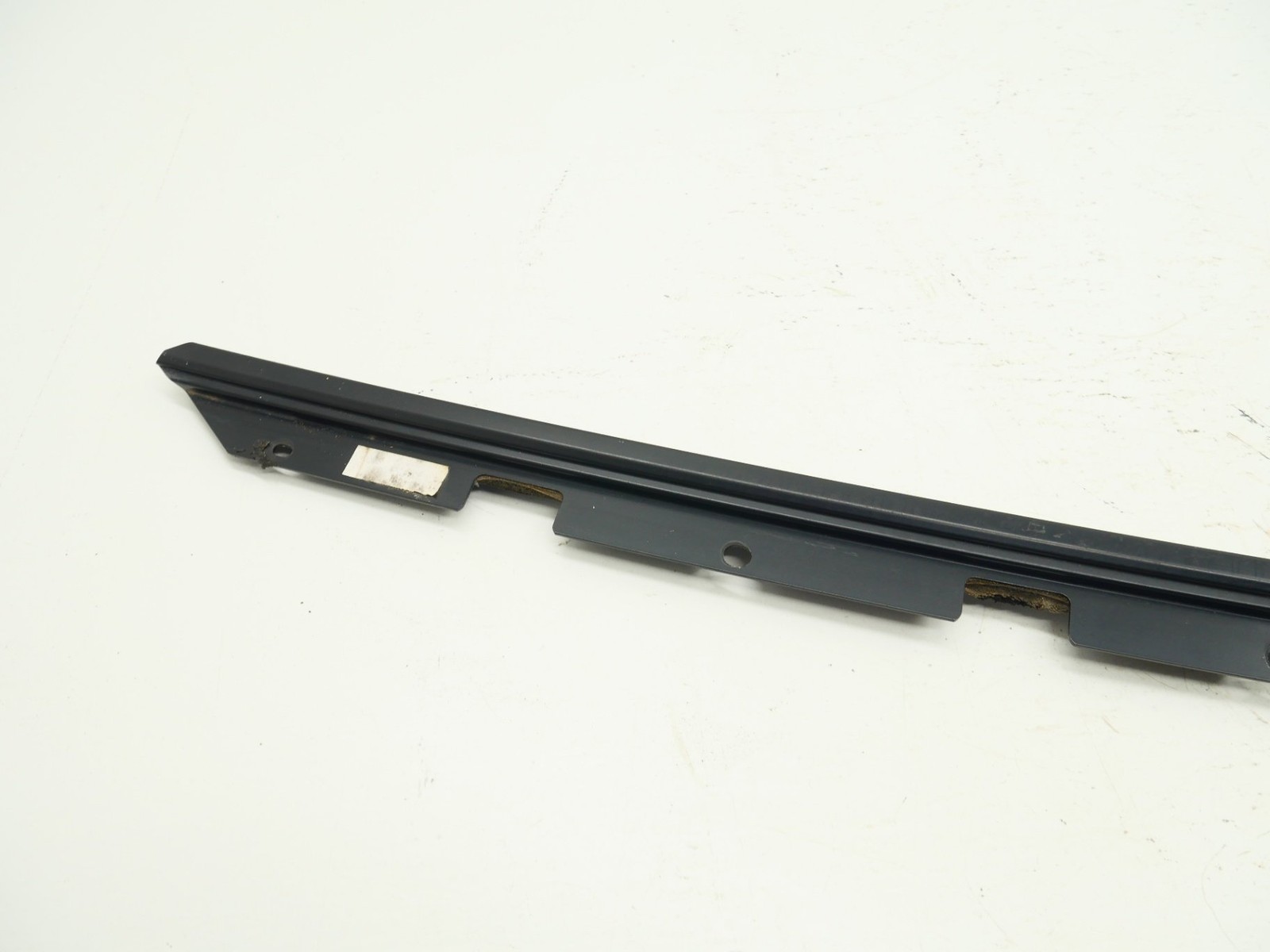 McLaren GT 2020-2023 Right Drip rail trim seal