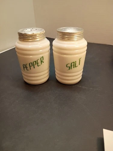Vintage Hazel Atlas Milkglass Beehive Salt And Pepper Shakers 4.5" Green Letters