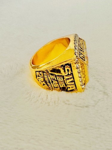 Louisville Cardinals College 2013 Basketball Championship Ring W Box, US SHIP - Picture 3 of 4