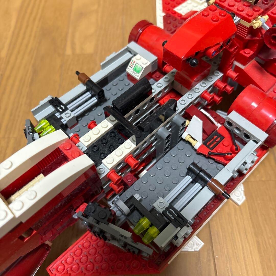 LEGO STAR WARS Republic Cruiser Limited Edition R2-R7 7665 Block