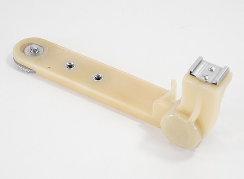 LEITZ BLITZHALTERUNG CTOOM FÜR LEICA, CREME KUNSTSTOFF/220676