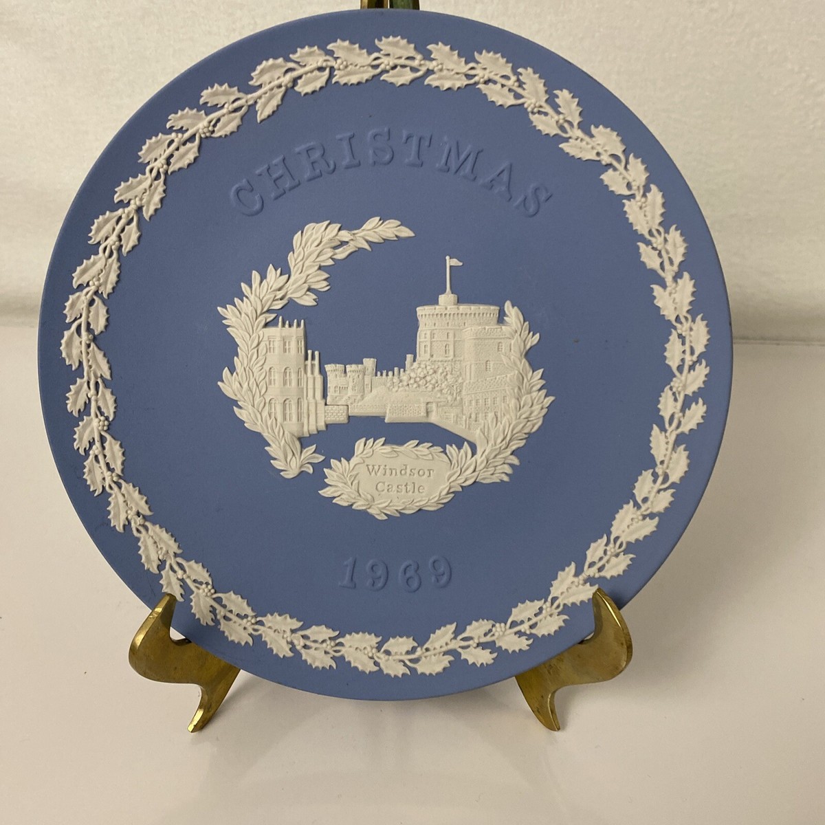 Wedgwood 1969 Christmas Plate Jasperware : Windsor Castle | eBay