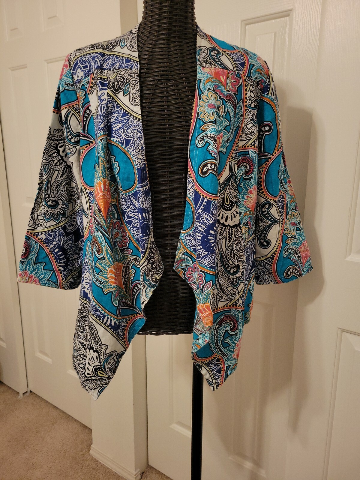 Chicos 2  OpenJacket  Multi Color EUC - image 1