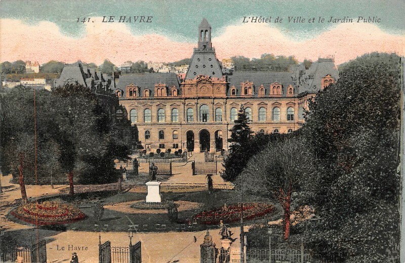 Le Havre L'Hotel de Ville et le Jardin ublic au Havre - Cartorum