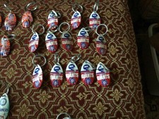 NFL - 13 NEW YORK GIANTS KEY CHAIN KEY RINGS - bakers dozen