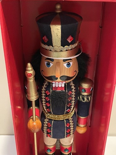 Macys Holiday Lane Nutcracker 14” Christmas Soldier Retired - Bild 7 von 9