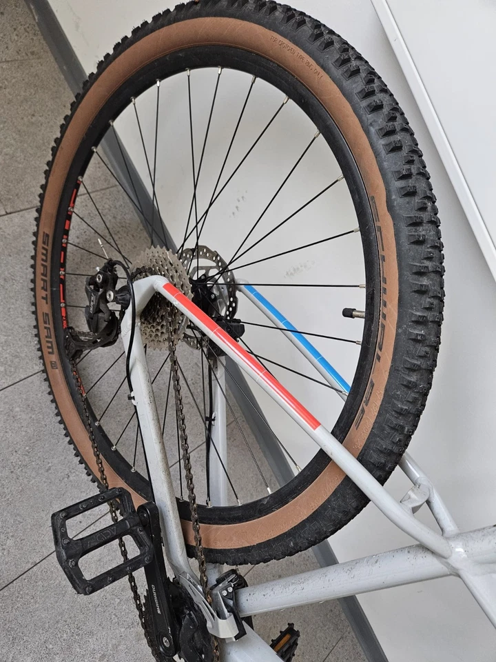 Verkaufe Mein Fahrrad  Es Ist Gebraucht Aber Noch In Einem Guten Zustand. 300VB - Bild 4 von 4