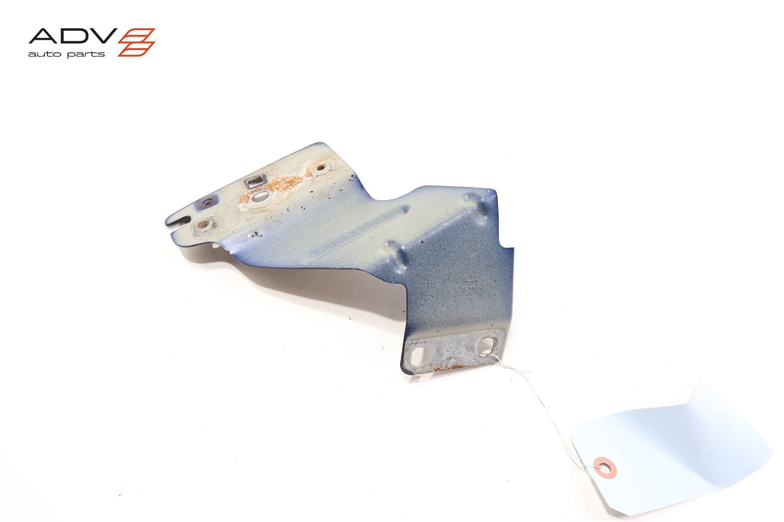 Maserati Ghibli S Q4 2014-2020 Front Right Lower Side mounting bracket P/N 14930