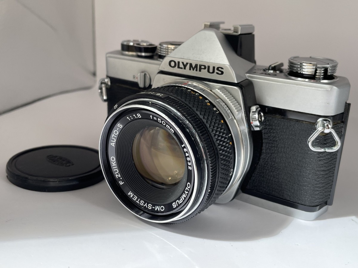 オリンパス OM-1 シルバー F.ZUIKO AUTO-S 50mm 1.8 EXC +2】Olympus OM-1 Silver + F.Zuiko Auto-S 50mm f/1.8 SLR Film