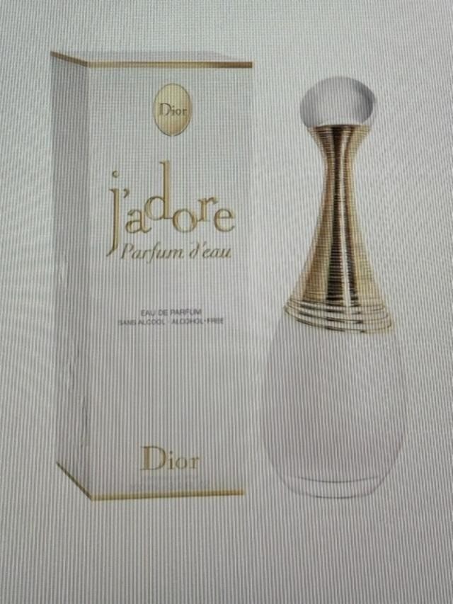 DIOR J'adore Parfum d'eau Spray, 3.4 oz.