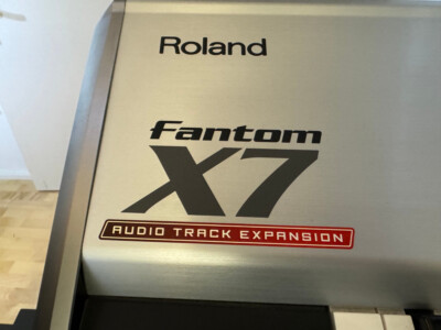 #### Roland X7 TOP ZUSTAND MIT DER SELTENEN AUDIO TRACK EXPANSION!! ####