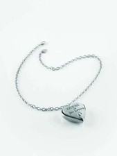Collana Guess con cuore bombato inciso "GUESS is for the lovers" JUBN70025JW