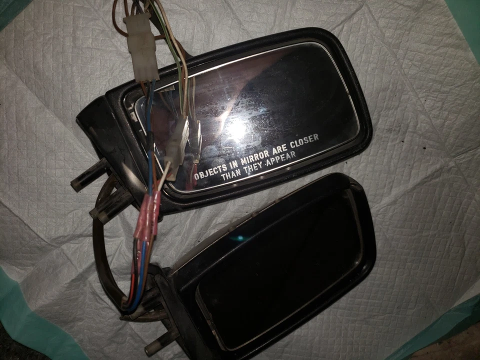 VW quantum driver An Passenger Power Mirrors Gold V050 Foto 3 de 4