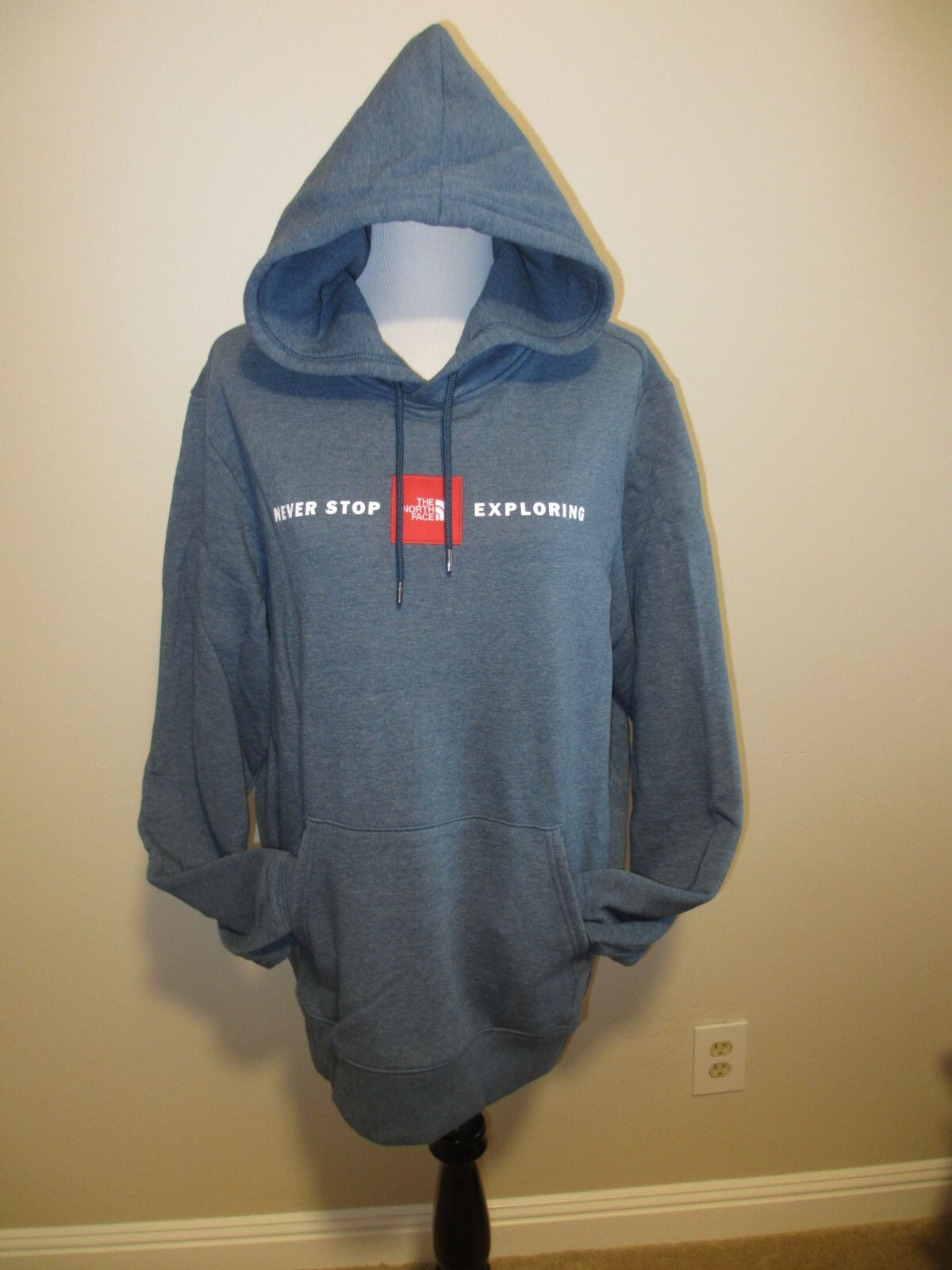The North Face Mens Blue Pullover Hoodie With "Never Stop Exploring" Graphic Lar image 5