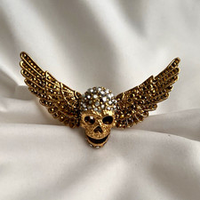Butler & Wilson Large Gold Tone Winged Skull Crystal Ring. Worn Once. Boxed