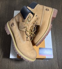Size 9 - Timberland 6 Inch Boot Wheat Nubuck Premium TB010061-713 Tried On 