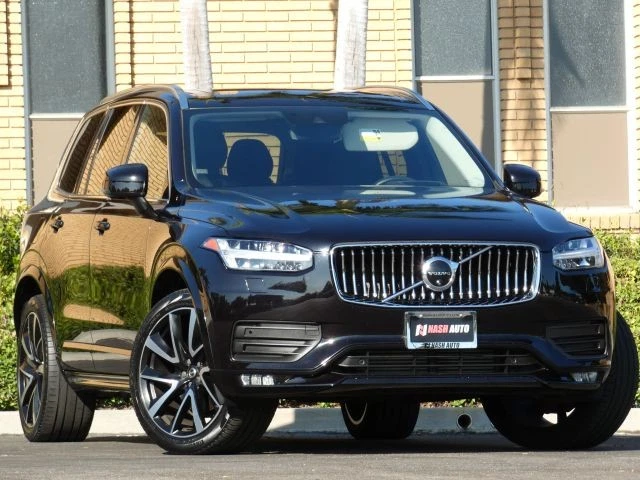 Volvo XC90 T6 2020 Momentum deportivo utilitario 4P Foto 3 de 4