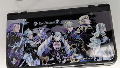 Fire Emblem Awakening【中古・3DS北米版】 Nintendo 3DS Fire Emblem Awakening Special Pack Limited Edition