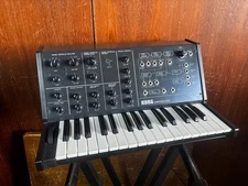Korg MS-10 MS10 Vintage Analog Synthesizer