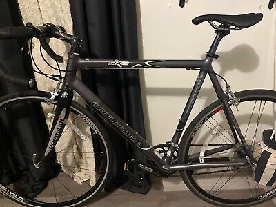 Semi-New lightweight Black six13 cannondale campagnolo 56 Semi-New lightweight Black six13 cannondale campagnolo 56