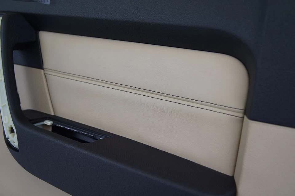 Painel de porta traseira Hummer H3T 2009-2010 ébano e cashmere destro novo fabricante de equipamento original 94723405 - Imagem 3 de 4