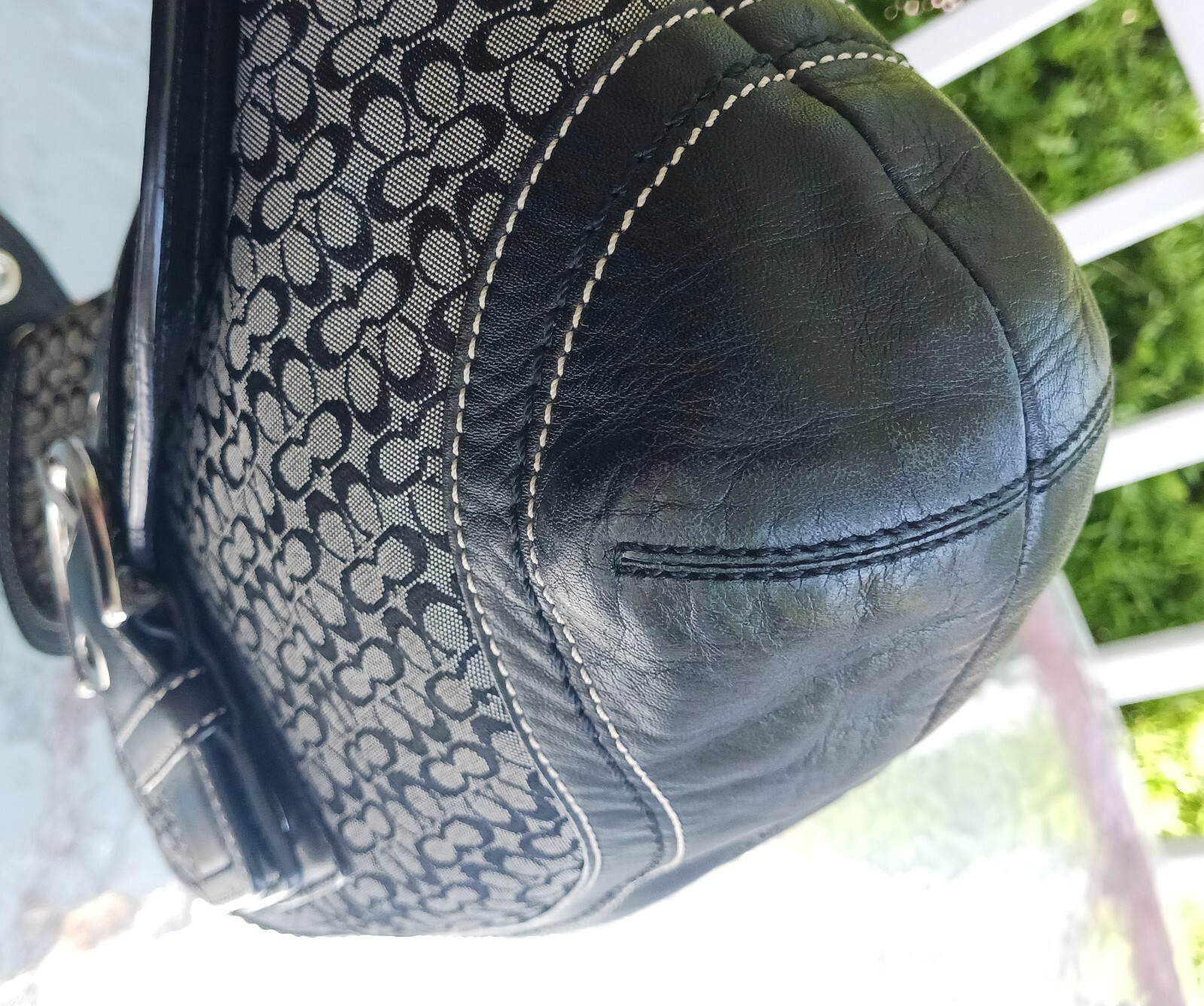 Coach  F10926 Vintage Soho Black Leather & Signature C Canvas Shoulder/Tote Bag image 9