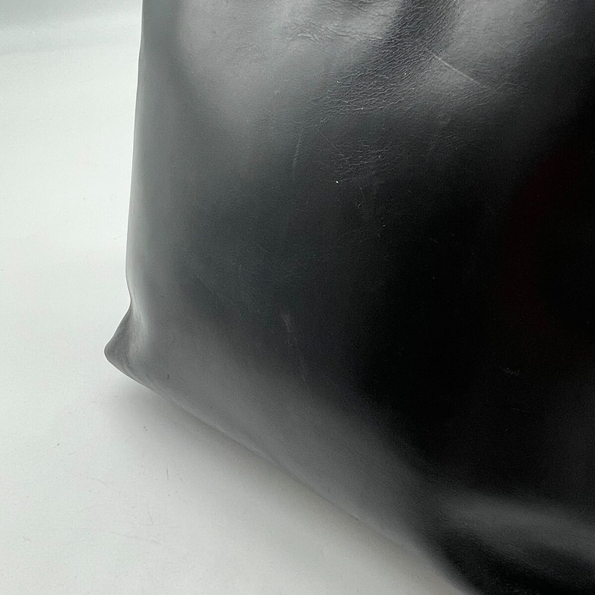 Prada Tote Bag Black Leather Double handle Handbag 104 Y2K Prada Tote Bag Black Leather Double handle Handbag 104 Y2K