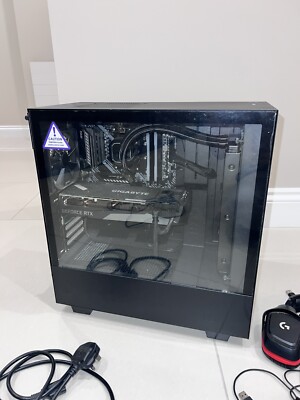 Reign Sentry Elite + Logitech Kopfhörer, Tastatur & Maus