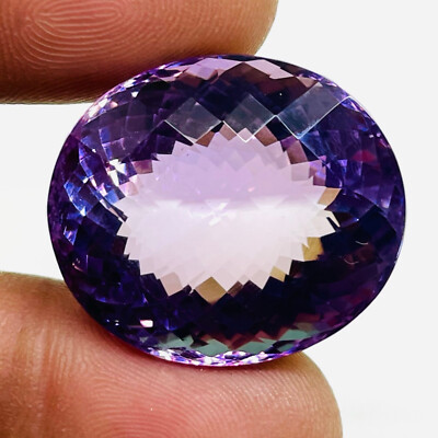 Selene Gems India VVS 62.35 Cts Natürlicher Lila Amethyst 26x23mm Oval Schliff