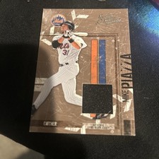 2004 Donruss Leather & Lumber - Mike Piazza #92 Materials Black 195 /250 (MEM)