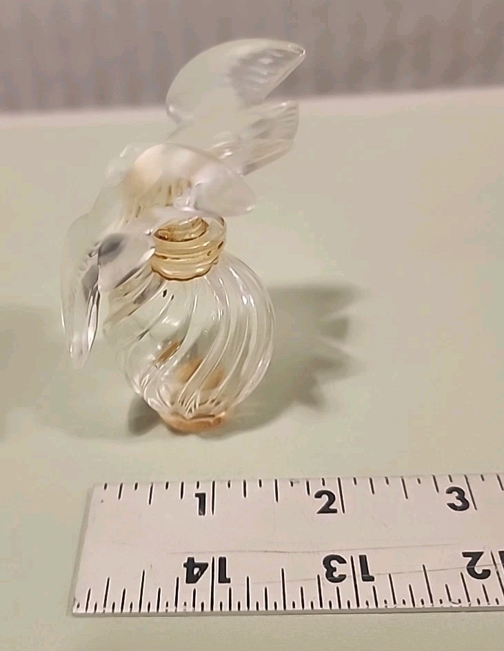 Vtg Crystal L'Air Du Temp Nina Ricci Signed Lalique Bottle  w/2 Doves In OrigBox