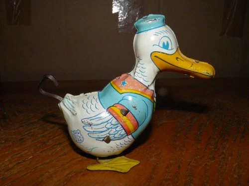 VINTAGE 1930'S J. CHEIN TIN WADDLING DUCK WIND-UP TOY UNUSUAL BLUE HAT LOOK
