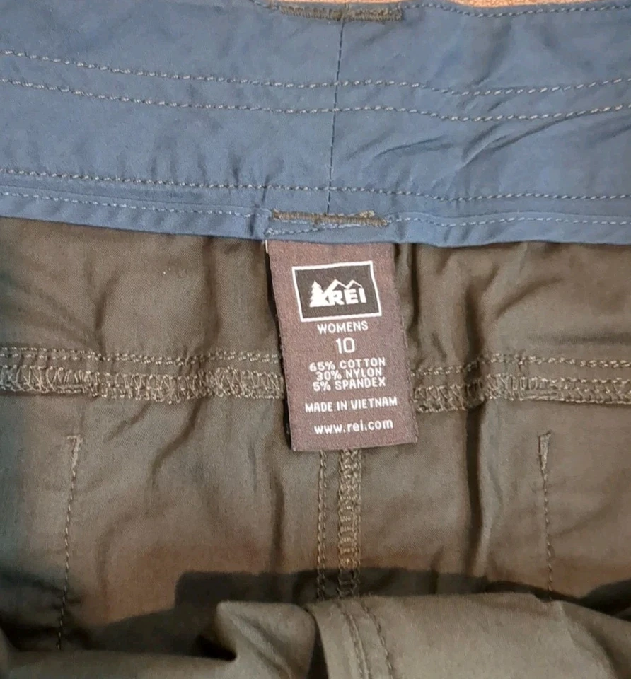 Falda de Senderismo REI Bordada Línea A Para Mujer 10 Bolsillos Verde Oscuro Elastizada Exterior Foto 3 de 4