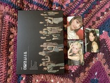 Loona  And Album Ver C with Photocards, Calendar, Stickers