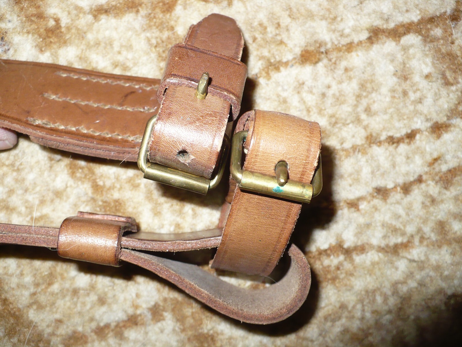 Leather shoulder strap for Mosin carbine. — image 3