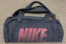 nike gym club 30l