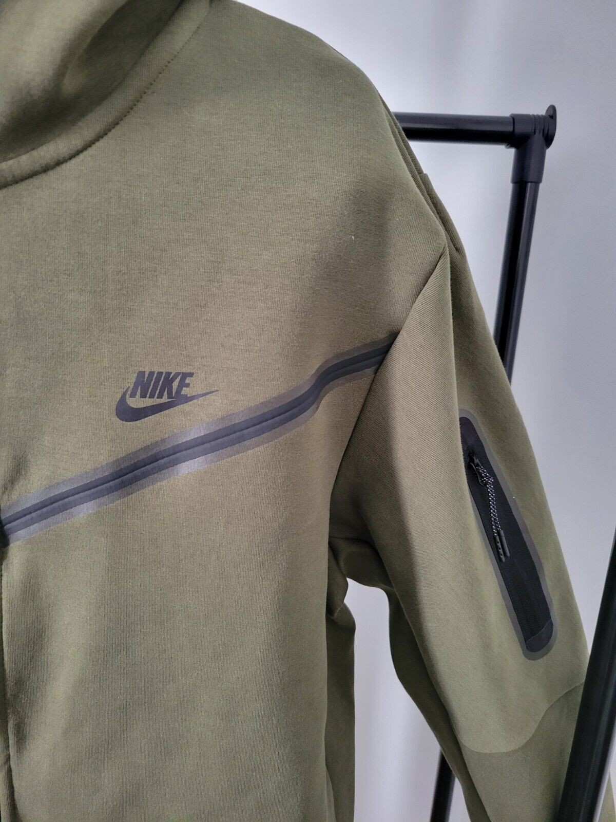 Nike Tech Fleece Full-Zip Hoodie Rough Green (CU4489-326