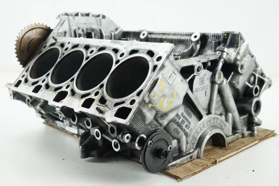 2007-2008 Audi Q7 4.2L Engine Motor Short Block Cylinder Bare ID BAR 079103023A Foto 3 de 4