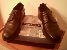 Florsheim Comfortech men's solid black leather dress shoe 11.5 D  1 " block heel