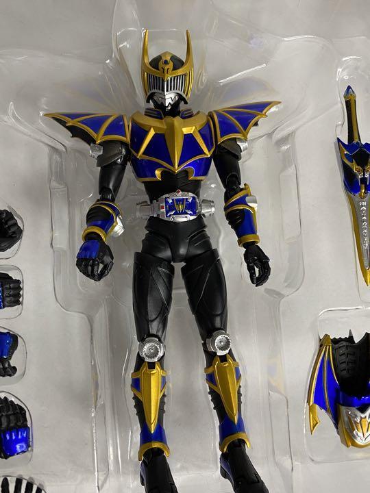 S.H.Figuarts Figure Kamen Rider Knight Survive & Darkraider set