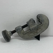 VTG Superior Tool Co Pipe And Tubing Cutter 1 1/8" Capacity No. 350 Made In USA